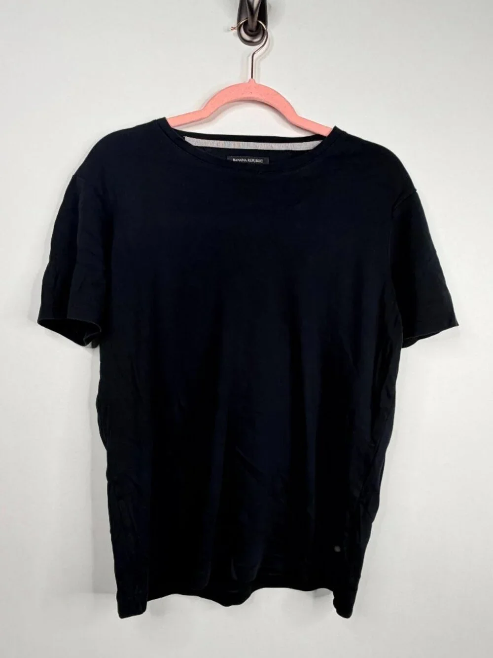 2/$30 Banana Republic Luxuy-Touch Crew-Neck T-Shirt Black Medium Tall #A2531